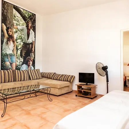 Huge Villa For 22Pax With Private Pool *